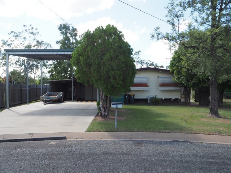 11 Bellarine Ct, Dysart QLD 4745