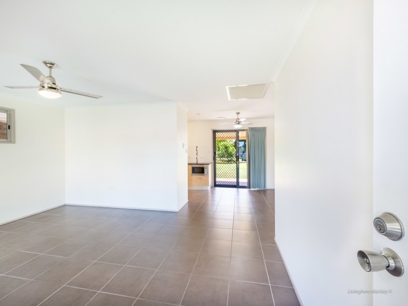 30 Peatey Street, Andergrove QLD 4740