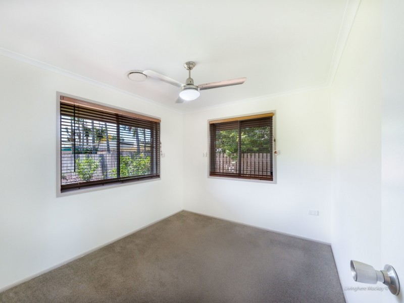 30 Peatey Street, Andergrove QLD 4740