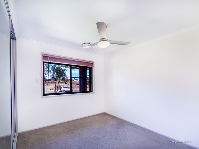 30 Peatey Street, Andergrove QLD 4740