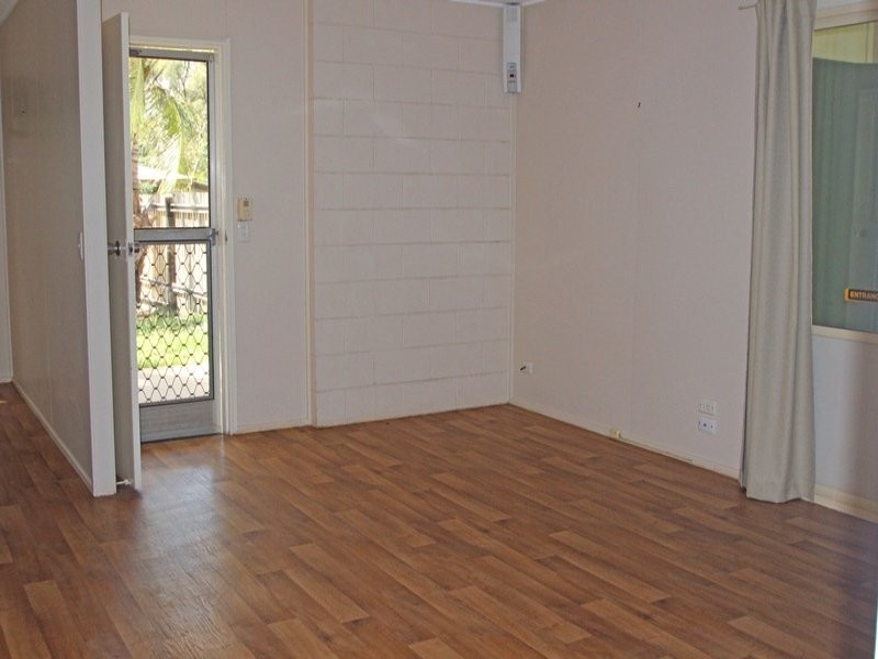 13 Mackenzie Drive, Moranbah QLD 4744