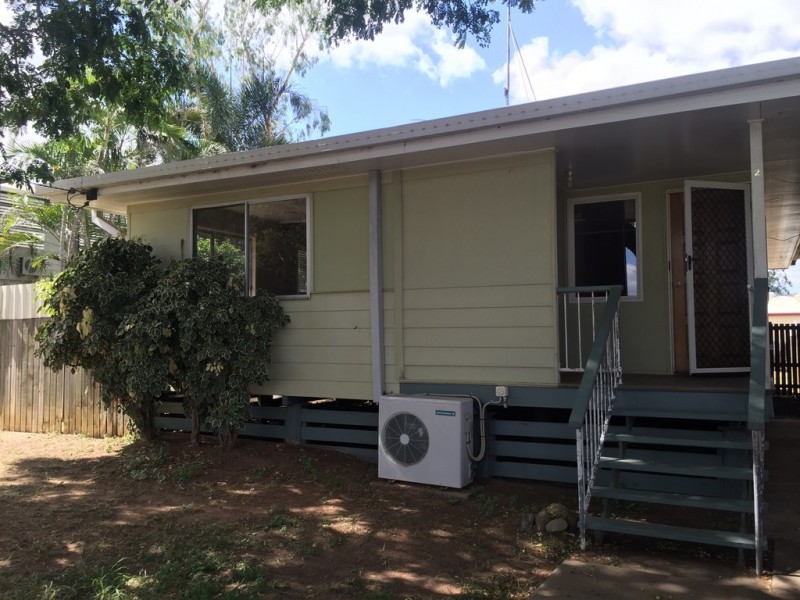 2 Hannan Drive, Moranbah QLD 4744