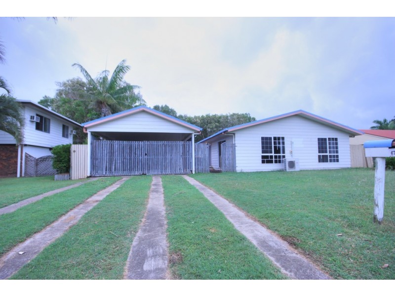 67 Geoffrey Thomas Drive, Bucasia QLD 4750