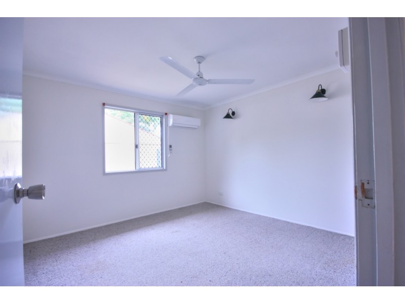 67 Geoffrey Thomas Drive, Bucasia QLD 4750