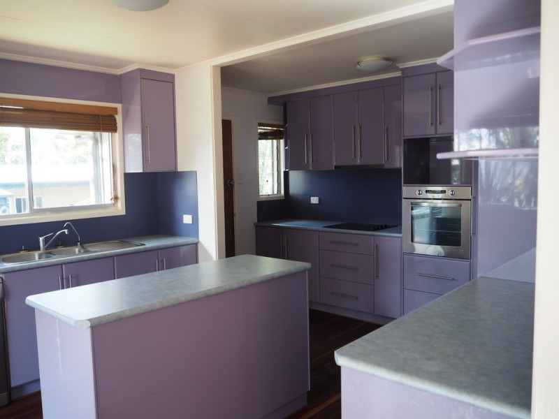 23 Patterson St, Dysart QLD 4745