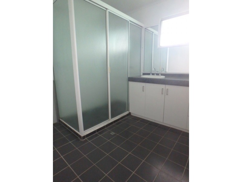 21 Leslie Drive, Moranbah QLD 4744