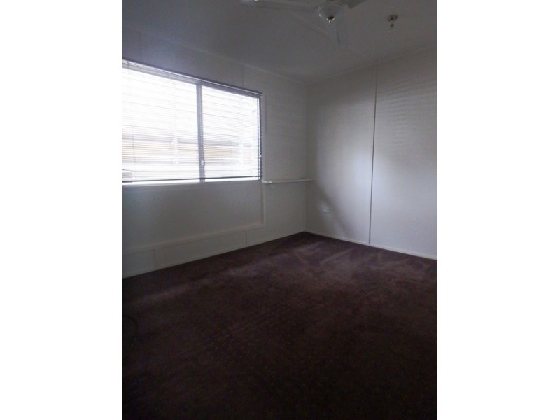 21 Leslie Drive, Moranbah QLD 4744