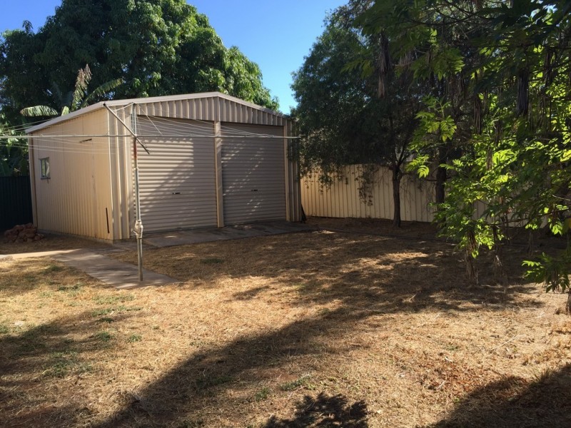 17 Cuthbert Street, Moranbah QLD 4744