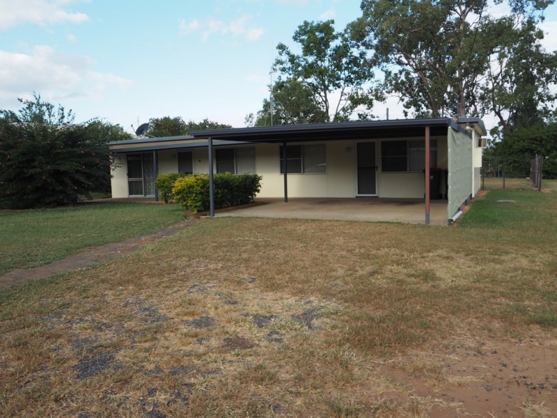 37 Donovan Crescent, Dysart QLD 4745