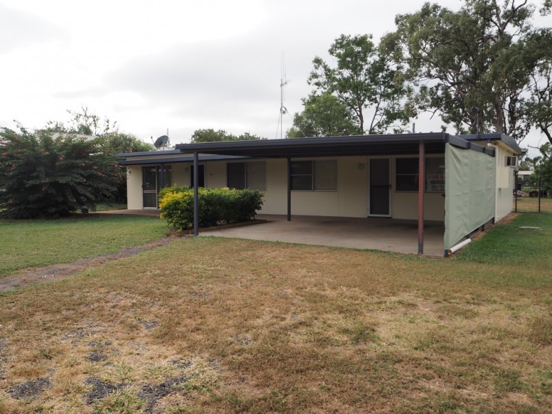 37 Donovan Crescent, Dysart QLD 4745