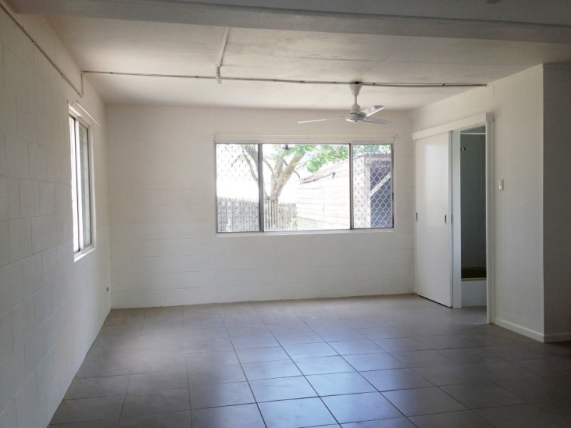 102 Evans Avenue, North Mackay QLD 4740