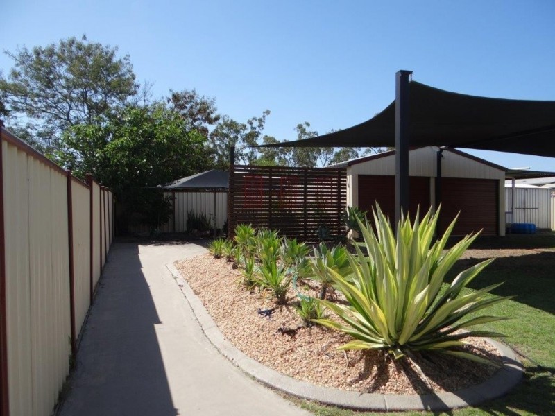 10 McCartney Street, Dysart QLD 4745