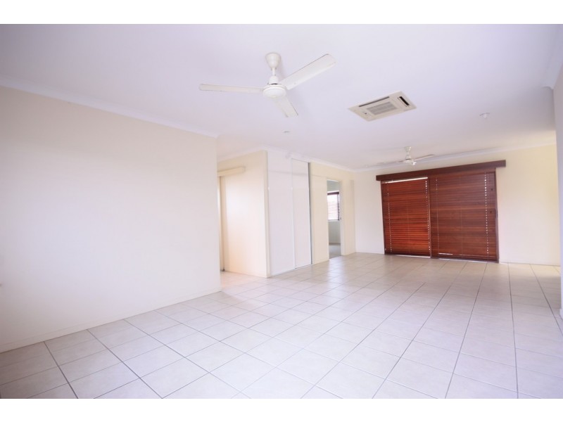 7/11 Perkins Street, North Mackay QLD 4740