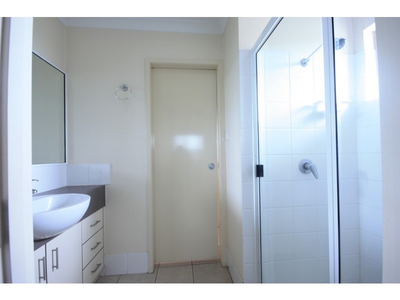 7/11 Perkins Street, North Mackay QLD 4740