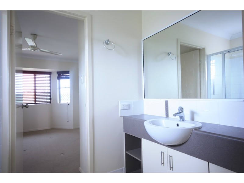 7/11 Perkins Street, North Mackay QLD 4740