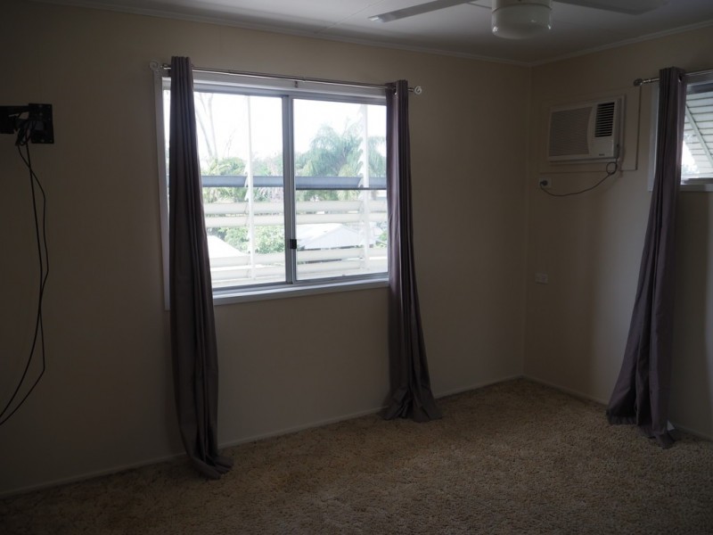 29 Beresford Crescent, Dysart QLD 4745