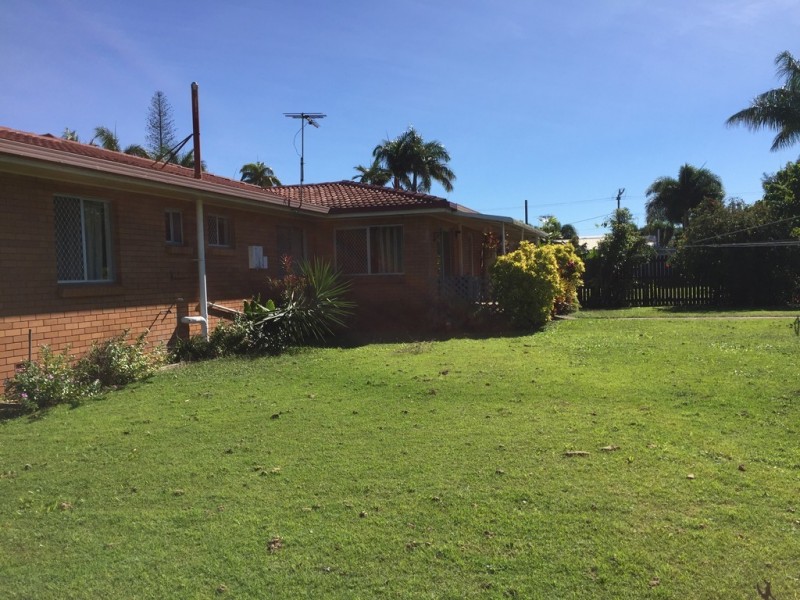 42 Thorning St, West Mackay QLD 4740