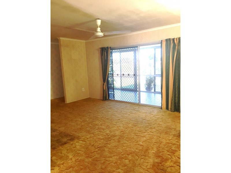 42 Thorning St, West Mackay QLD 4740