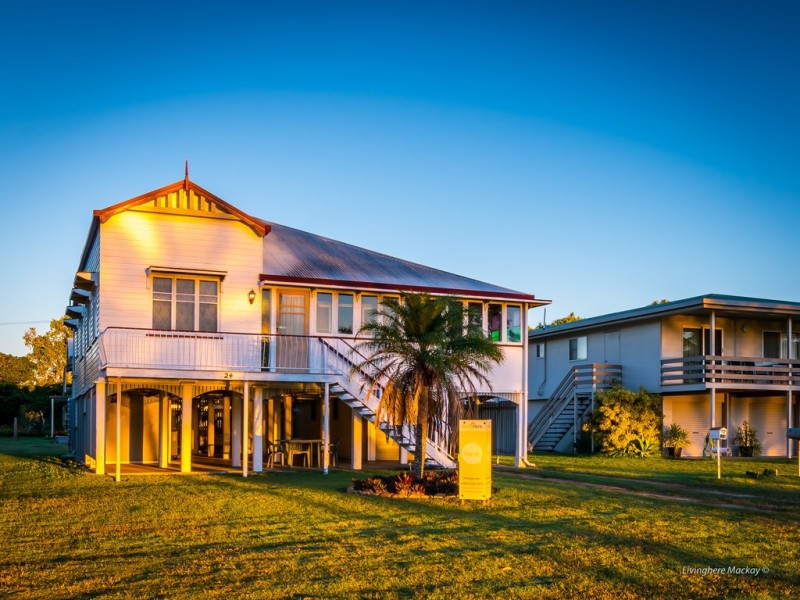24 Frangipanni Avenue, Seaforth QLD 4741