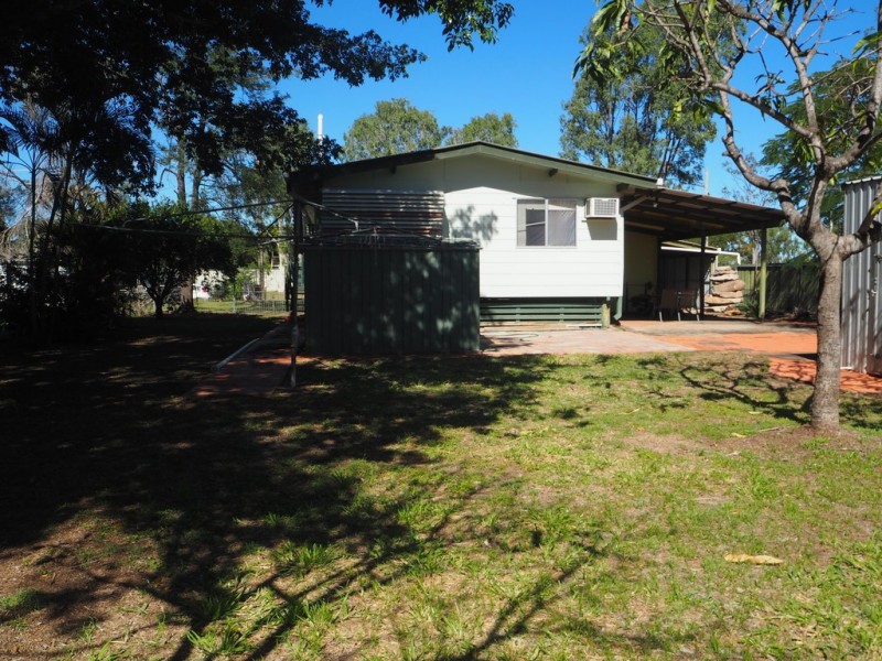 1 Spring St, Dysart QLD 4745