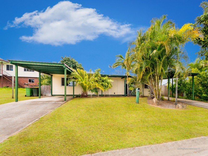 30 Cavanagh Drive, Blacks Beach QLD 4740