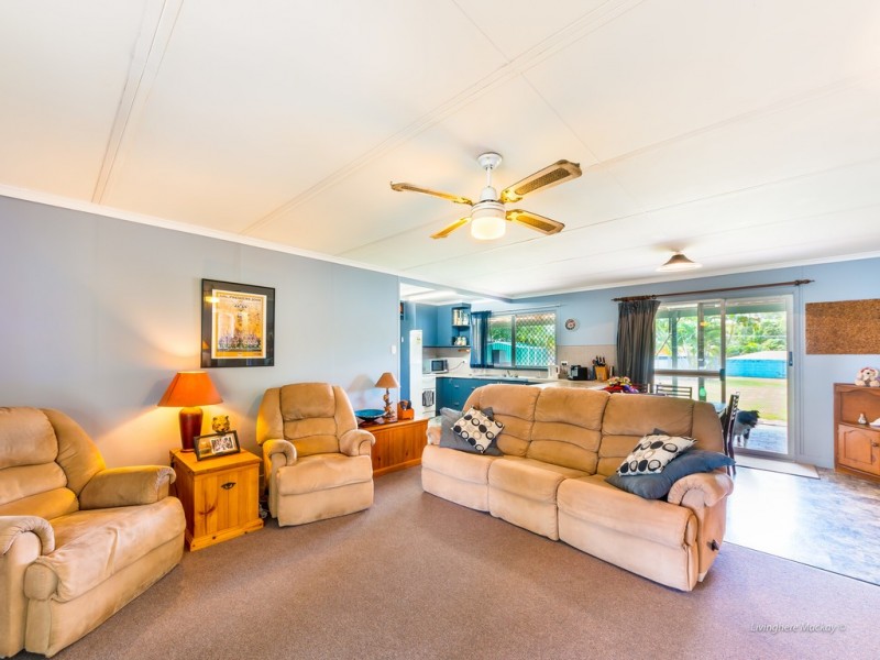 30 Cavanagh Drive, Blacks Beach QLD 4740