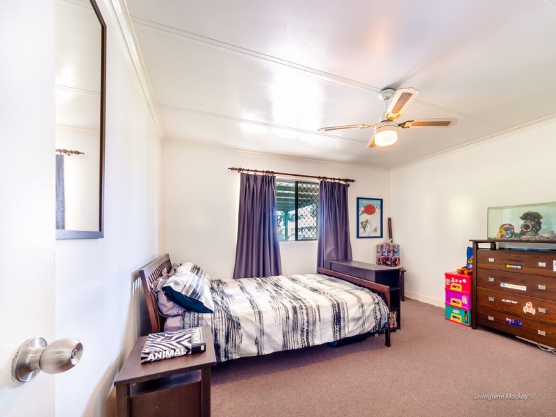 30 Cavanagh Drive, Blacks Beach QLD 4740