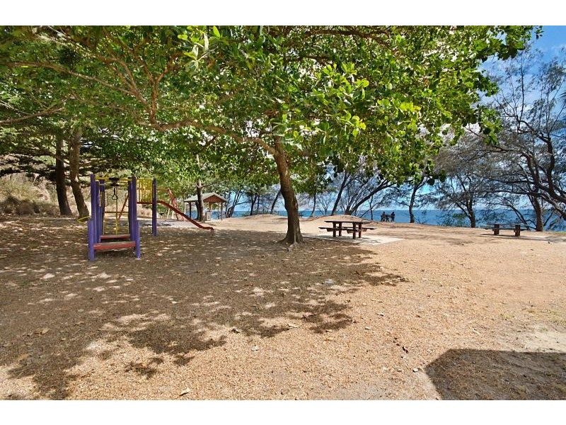30 Cavanagh Drive, Blacks Beach QLD 4740