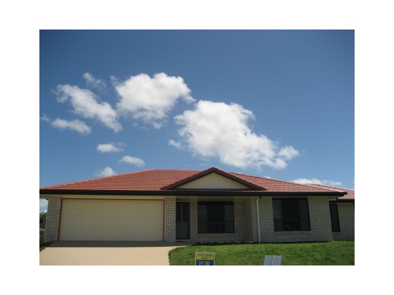 8 McAlary Drive, Eimeo QLD 4740