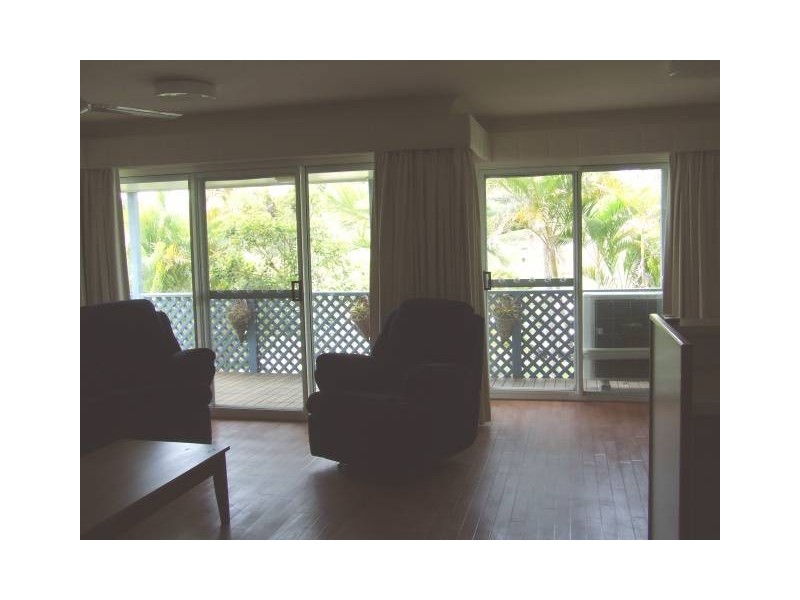 6/18 Beach Rd, Dolphin Heads QLD 4740