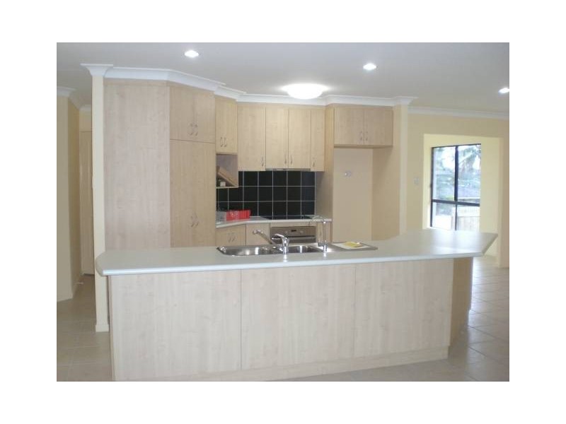 11B Sologinkins Road, Rural View QLD 4740