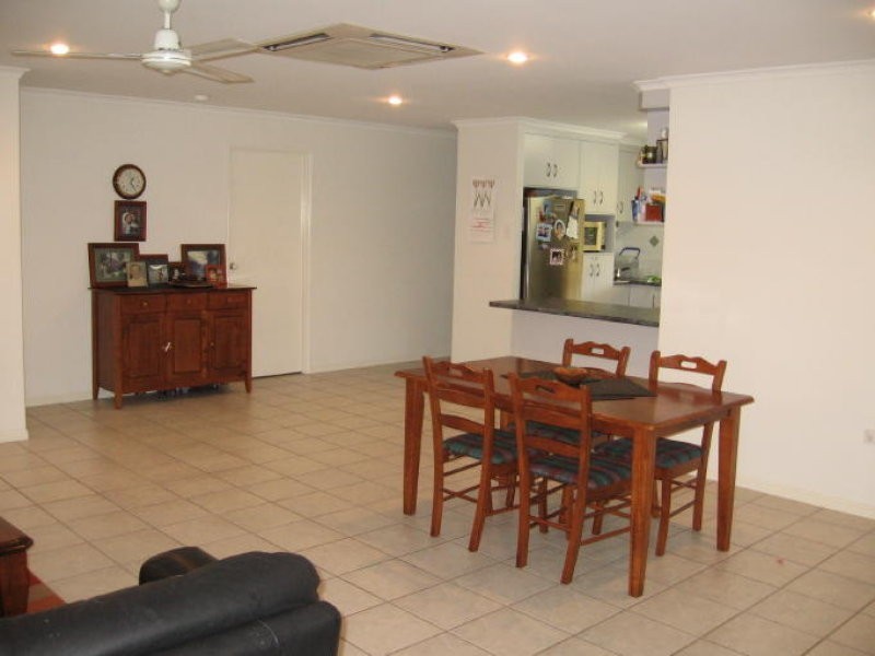 1 Beschen Court, Blacks Beach QLD 4740