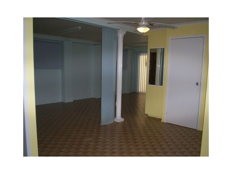 12 Denman Ave, Shoal Point QLD 4750