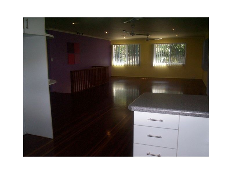 12 Denman Ave, Shoal Point QLD 4750