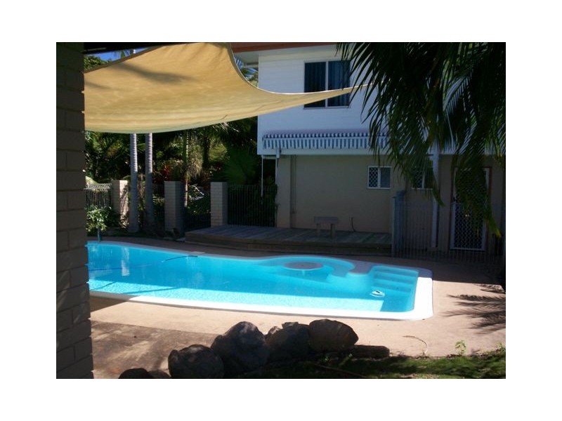 12 Denman Ave, Shoal Point QLD 4750