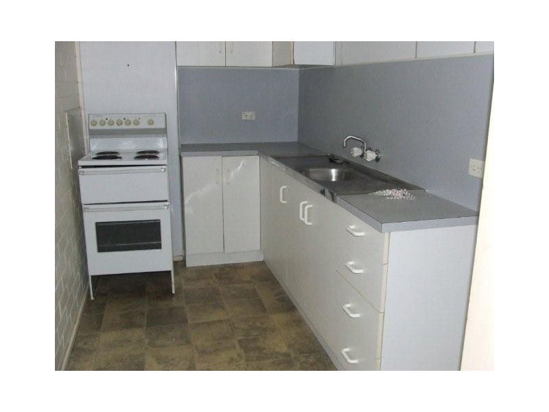 3/82 Evan Street, Mackay QLD 4740