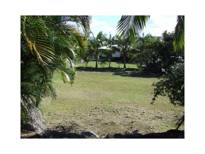 35 Ian Wood, Dolphin Heads QLD 4740