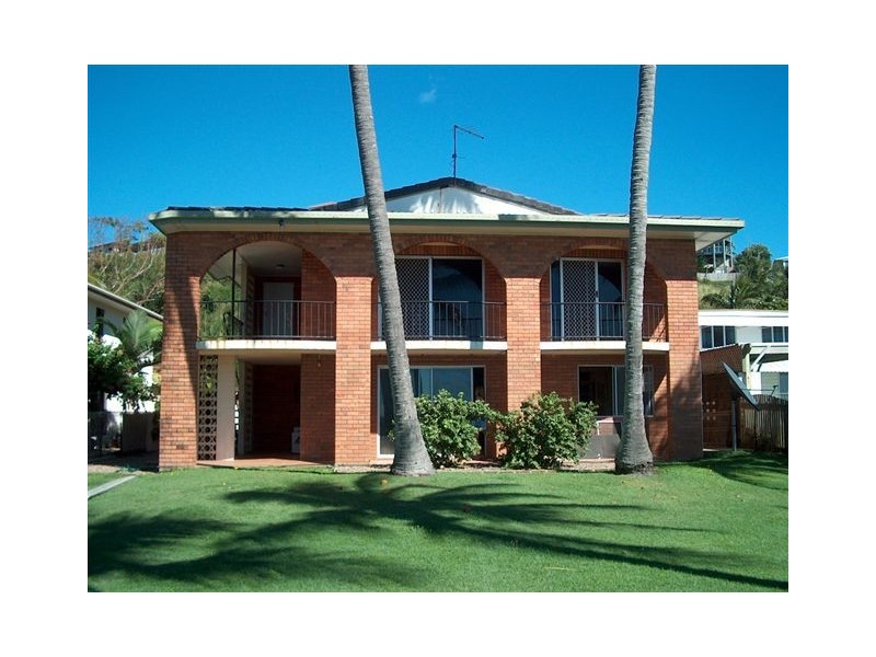 62 Bourke, Blacks Beach QLD 4740