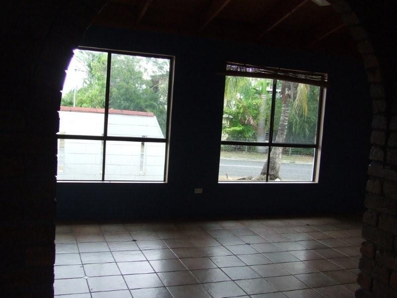 6 Stott, Bucasia QLD 4750