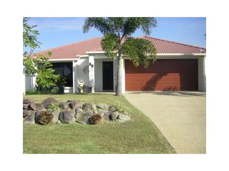35 Spinnaker Drive, Bucasia QLD 4750