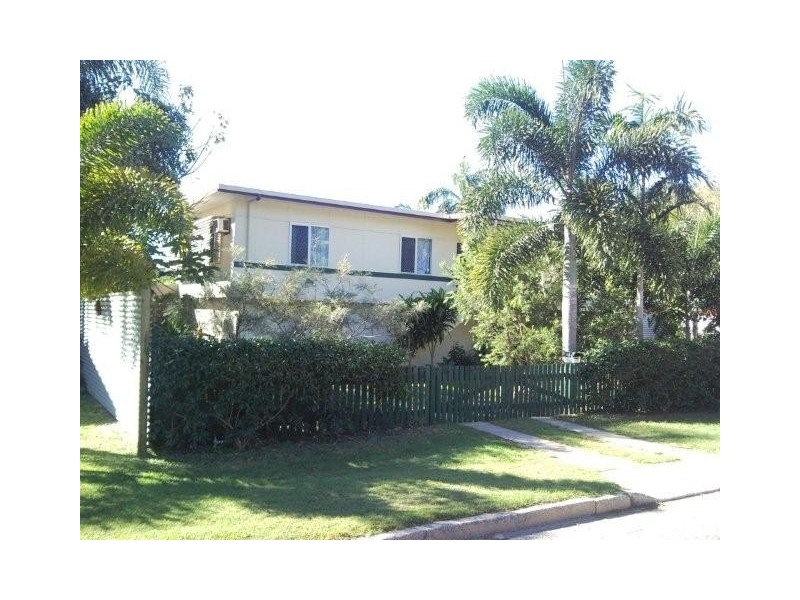 17 Crane Street, Slade Point QLD 4740