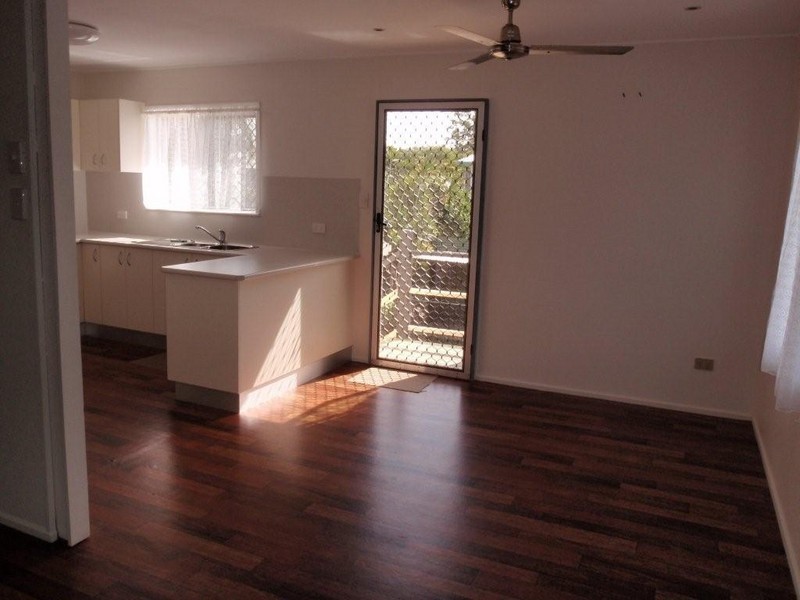 17 Crane Street, Slade Point QLD 4740