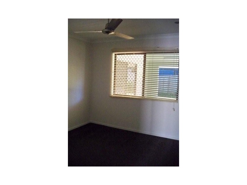 18 Sunseeker Crt, Blacks Beach QLD 4740