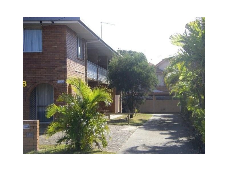 2/8 Hague St, East Mackay QLD 4740