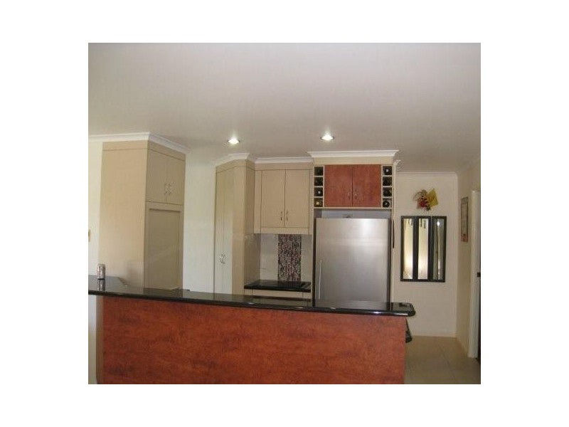 6/29-31 Byron St, East Mackay QLD 4740