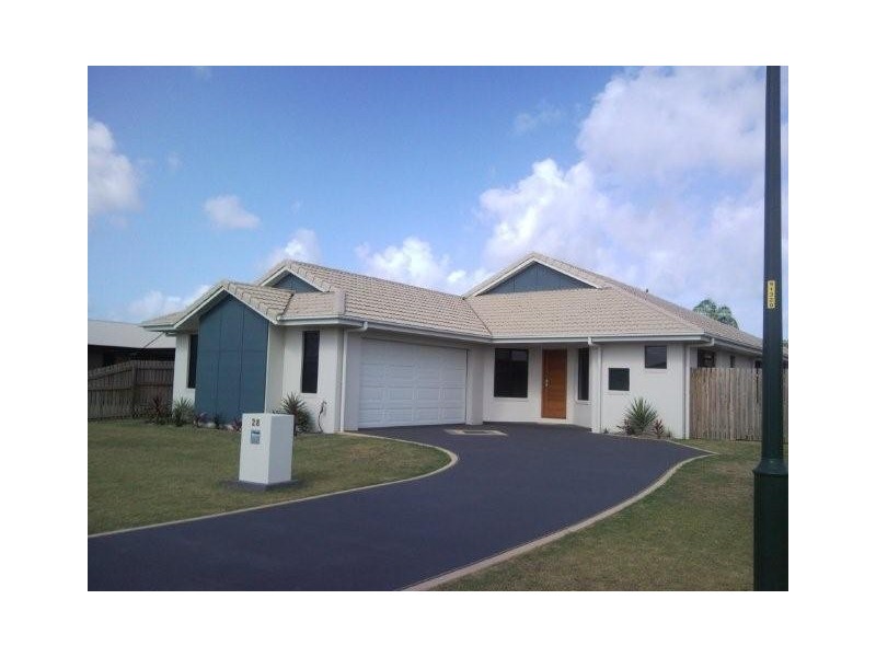 28 Woden Cres, Ooralea QLD 4740