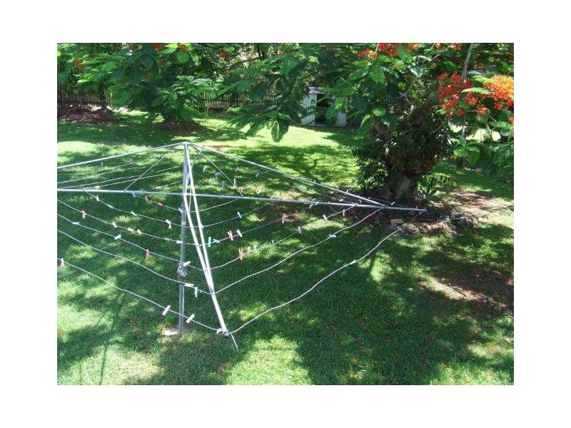 4 Pratt Street, South Mackay QLD 4740