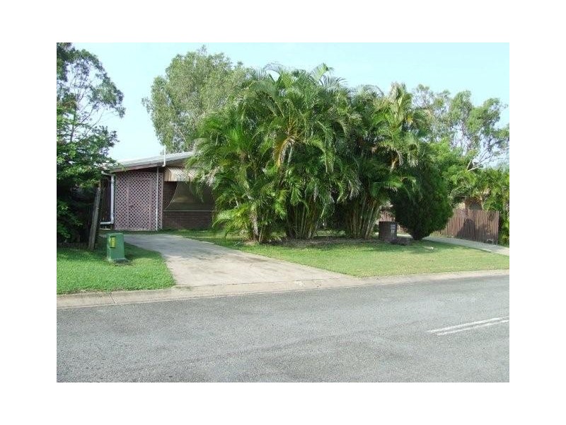 32 Anthony Vella Dve, Rural View QLD 4740