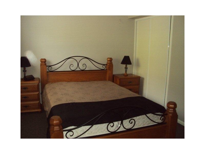 A 284 Bedford Rd, Andergrove QLD 4740