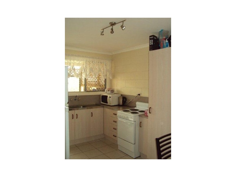 1/222 Slade point Rd, Slade Point QLD 4740